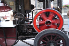 Alte fahrbare Holzsäge